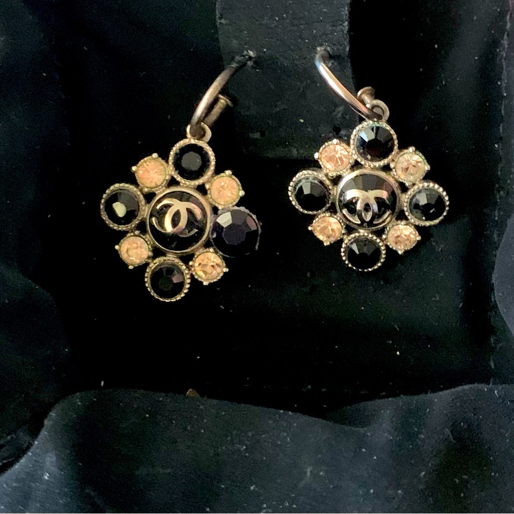 2008 Chanel earrings